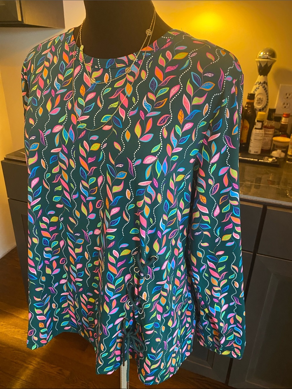 Lulu B vibrant stretch no wrinkle shirt top blouse tunic vacation travel